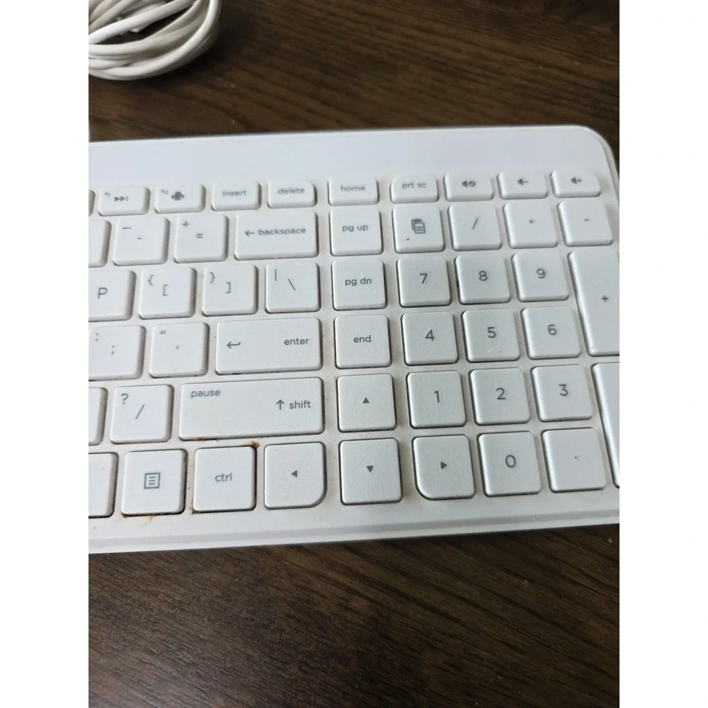HP‎ KBAH21 USB Wired Super Slim Thin White PC Keyboard Lightweight Z1